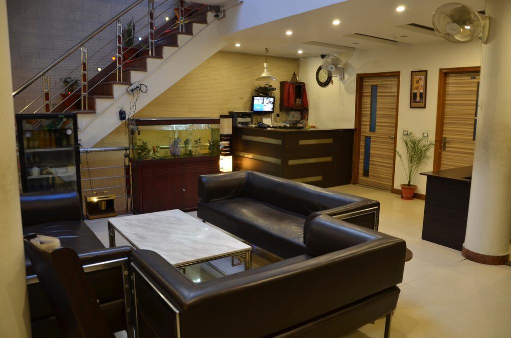 Hotel Citi Heights Chandīgarh Dış mekan fotoğraf